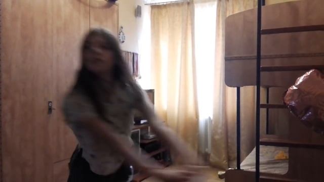 Я танцую по вечерам Лето у моря... ??? смотреть онлайн