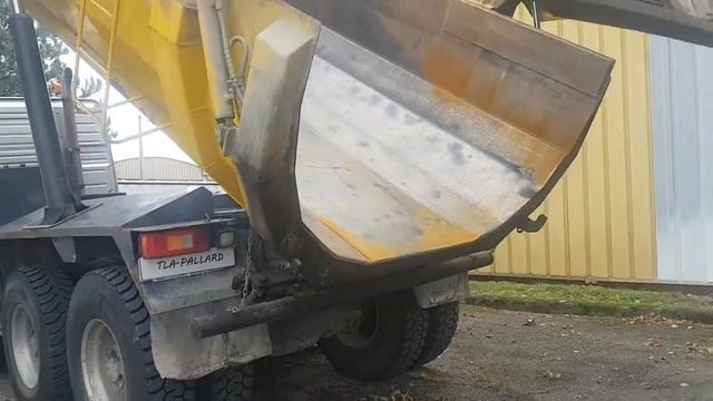 Volvo 8x4 benne FM 440 смотреть онлайн