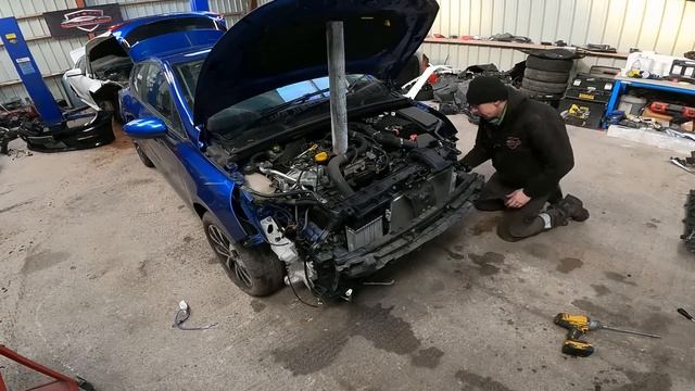 I Used Nissan Parts To Fix My Salvage 2020 Renault Clio!!!!! смотреть онлайн