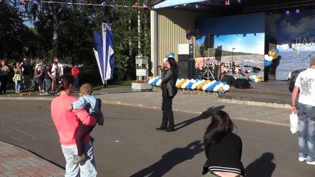 Игорь Корнелюк -2- Мало ли + Клёво! (16.07.2016, С-Петербург, день посёлков Лахта и Ольгино) HD смотреть онлайн