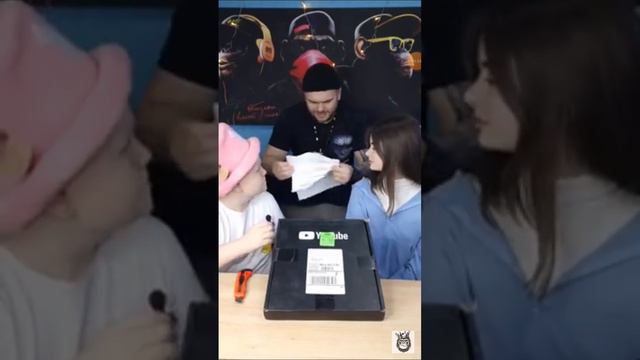 1 часть смотрим канал Team tum2.1.. Скоро ну тоесть завтра раскажу куда я ездила!!!!.. Простите!!!! смотреть онлайн