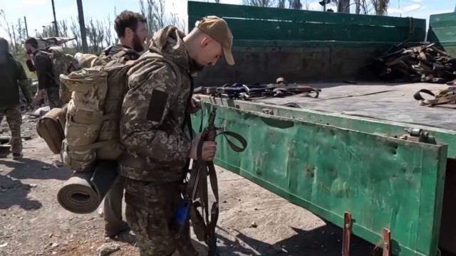 Сдача оружия.MP4 смотреть онлайн