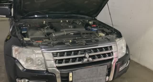 отключение аккумуляторов Паджеро 4 3.2 дизель