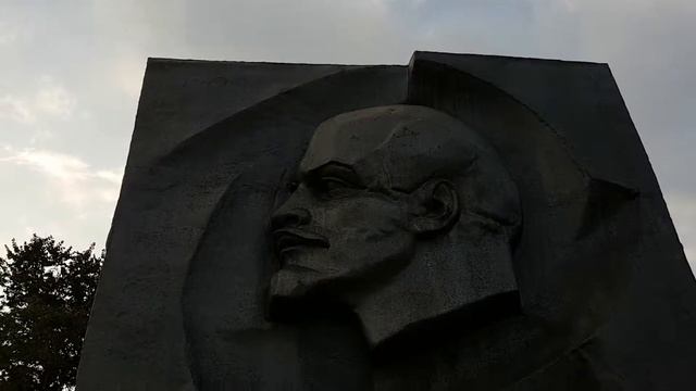 Москва 2017. Скульптура "Куб" в парке искусств "Музеон" смотреть онлайн