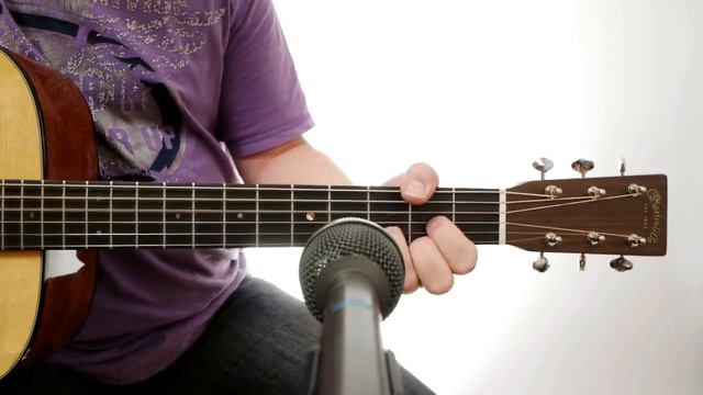 Recording acoustic guitar: microphone placement смотреть онлайн