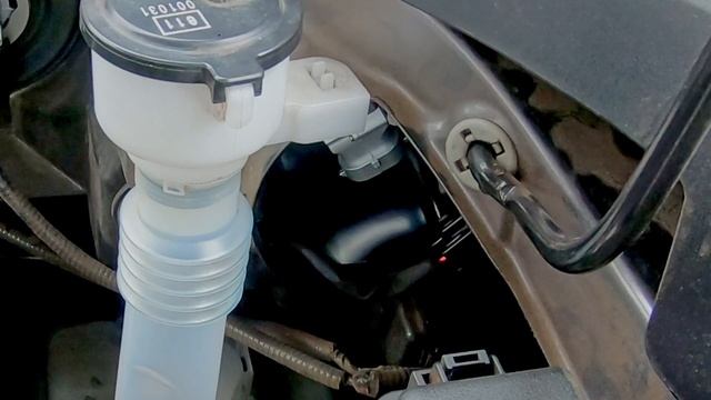 Toyota Highlander Headlight Bulb Replacement with LEDs смотреть онлайн