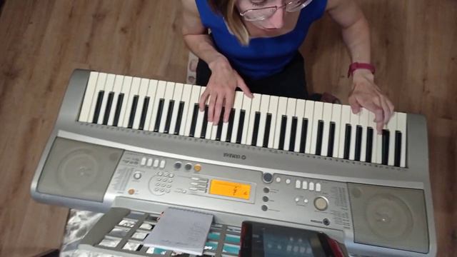 Катя Семенова. ПОВЕЗЛО! шуточная песня поздравление. Фортепианный кавер на синтезаторе Yamaha. смотреть онлайн