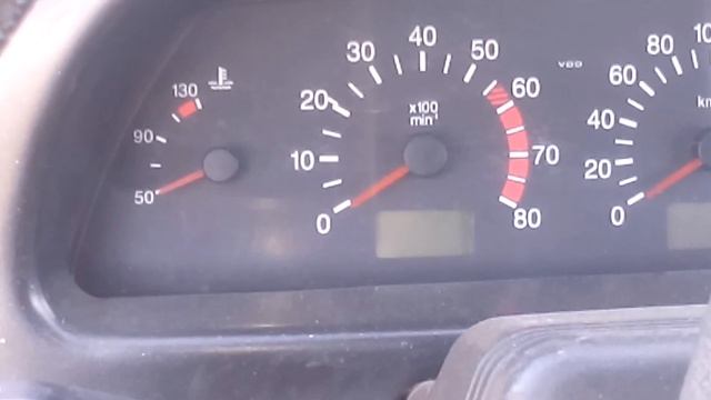 Инжекторный двигатель не заводится с первого раза.Вот одна из причин. смотреть онлайн