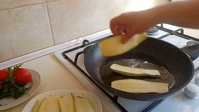 Как никогда кстати, идеальные рулетики из баклажанов и кабачков #рецепты #вкусноибыстро #кабачки
