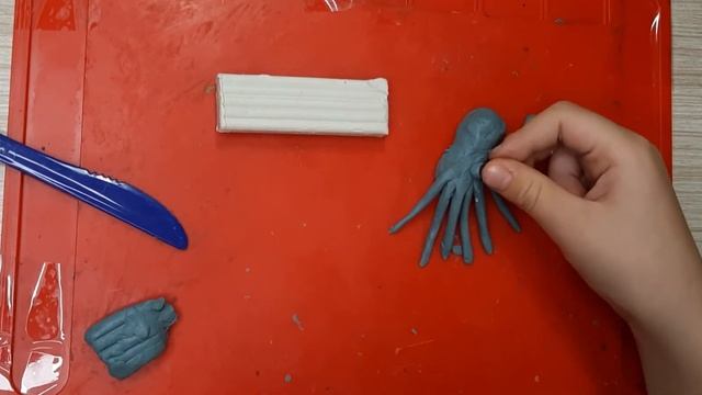 ЛЕПИМ ИЗ ПЛАСТИЛИНА ПАУКА смотреть онлайн