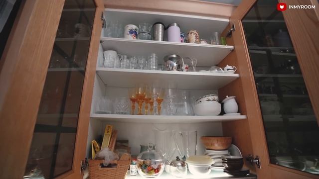 ?МАЛЕНЬКАЯ КУХНЯ 5 кв.м в ХРУЩЕВКЕ. Уместили ВСЕ! Стиль ПРОВАНС. Ремонт с дизайнером. Румтур смотреть онлайн