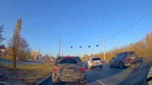 Движение на автомобиле по Тюмени до ТЦ Гудвин в музшколу и на Киевскую