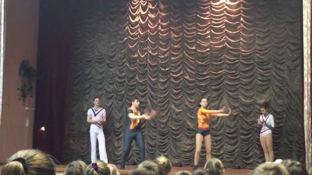 Взрослый акработический рокер ролл смотреть онлайн