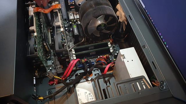 Building My Ultimate Windows XP PC смотреть онлайн