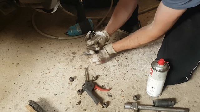 Разборка Ниссан Патрола Nissan Patrol Y60 Zerlegen