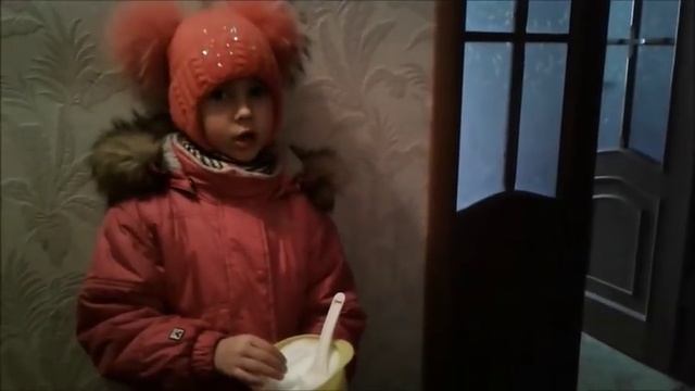 Почему нельзя есть снег? Покажите это видео своим детям! смотреть онлайн