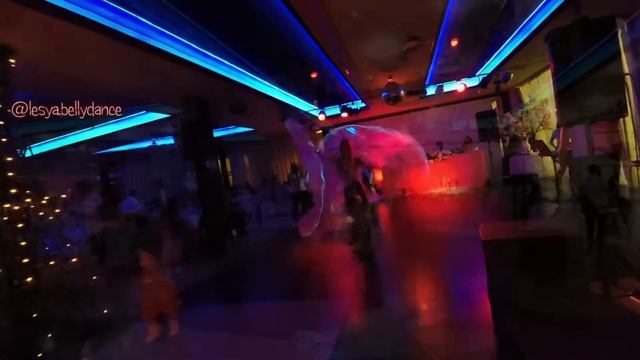 Леся Ермолаева. Светодиодные крылья. смотреть онлайн