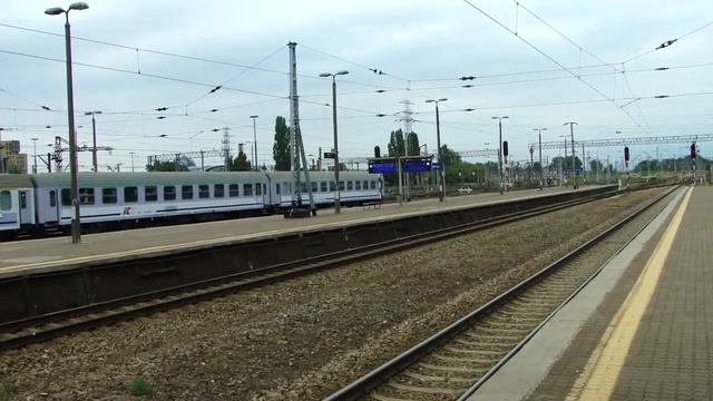 EP07-1041 z TLK Krasicki | Warszawa Zachodnia-Olsztyn Główny смотреть онлайн