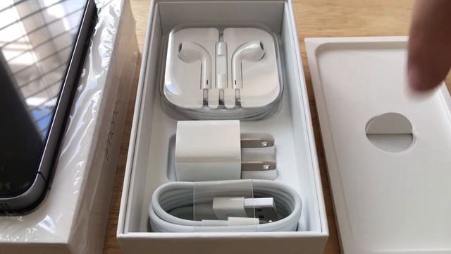 iPhone SE 32GB AT&T 4G LTE Smartphone Unboxing 10-20-17 смотреть онлайн