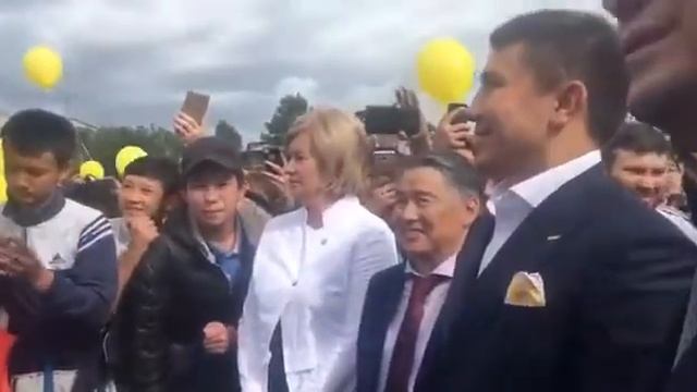Головкин открывает спорткомплекс GGG в Караганде смотреть онлайн