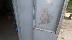 Как покрасить ворота гаража быстро и просто своими руками