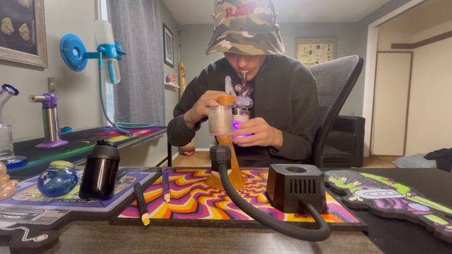 The Gauntlet Challenge: Round 1 (Puffco, Dabrite, Stundenglass & More!)