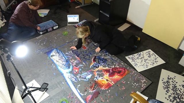 Star Wars Puzzle 18000 Pieces Part 1/4, Star Wars 18.000 Pieces Jigsaw Puzzle: Time lapse, part one смотреть онлайн