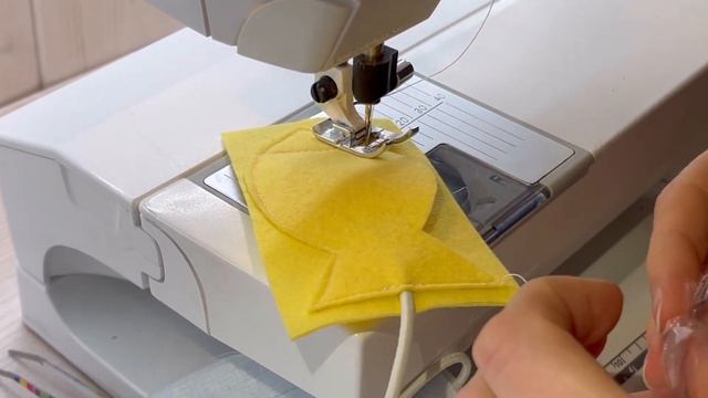 Развивающая книжка из фетра для Алёнки. Мастер-класс как шить страничку море с рыбкой.