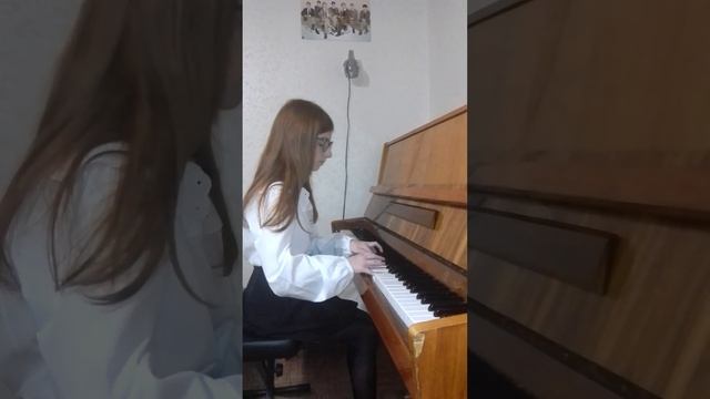 Кись Кіра. Л. Бетховен "Сонатина", І. Беркович "Токкатина" смотреть онлайн