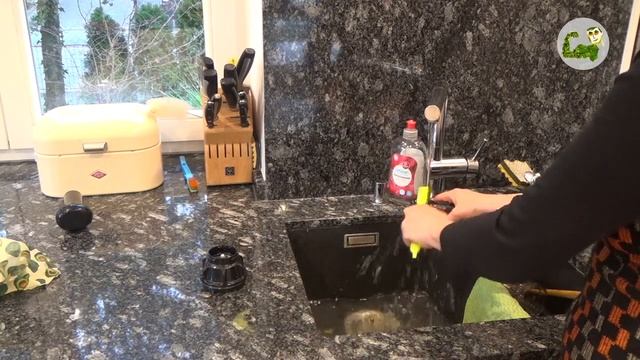 Hurom DU Slow Juicer - Reinigung und Zusammenbau (Teil 5/6) смотреть онлайн