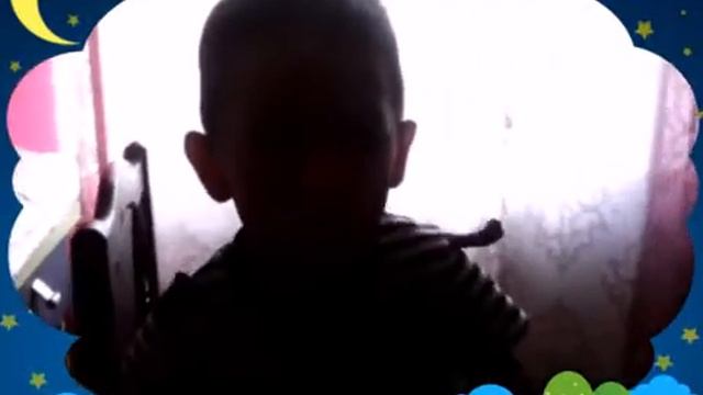 Мой братик поёт песню Чёрный пистолет смотреть онлайн