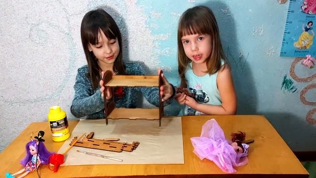 Двухэтажная Кровать Для Кукол смотреть онлайн