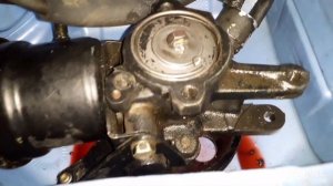 снятие заднего сальника гур Тойота Карина