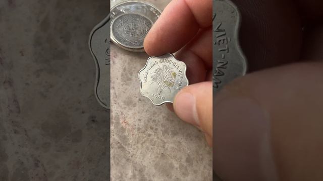 A Coin With Sad History Of Vietnam War. 5 Dong Historical British made South Vietnam Coin #uscoin смотреть онлайн