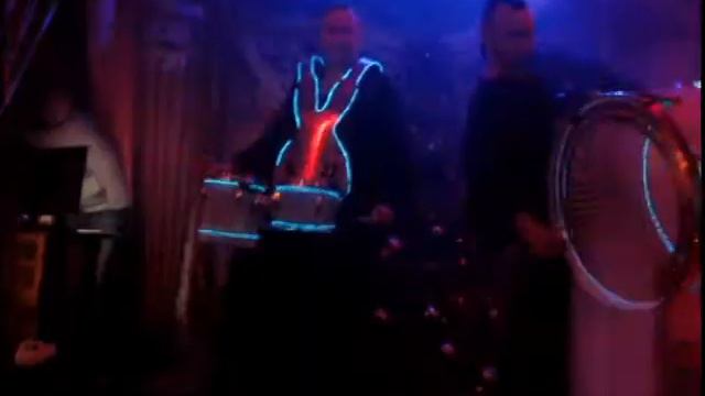 «ШОУ СВЕТОВЫХ БАРАБАНОВ» смотреть онлайн