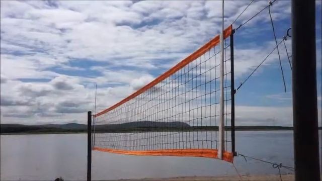 Волейболисты Комсомольска стали вторыми на турнире в честь Дня физкультурника смотреть онлайн