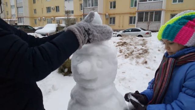 Лепим снеговиков смотреть онлайн