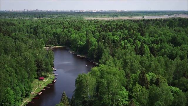 Верхний пруд с высоты птичьего полёта. Клёвое место на лосином острове. смотреть онлайн