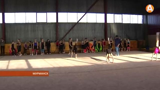 Александр Буклов провёл мастер-класс для заполярных гимнасток смотреть онлайн