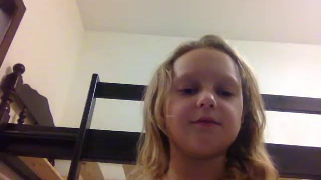 Игра на фортепиано (не судите строго я новичок) смотреть онлайн