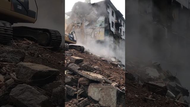 Снос пятиэтажного дома в Воронеже (хрущёвки) смотреть онлайн