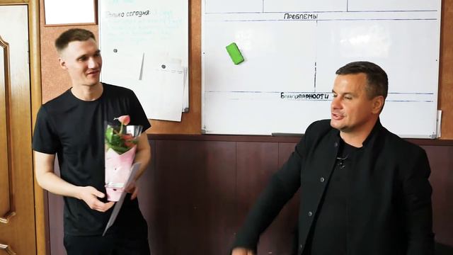 🔴 Выпускной резидента завершившего полный курс программы РЕШЕНИЕ смотреть онлайн