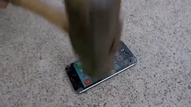 IPhone 5s разбился до плат!! смотреть онлайн