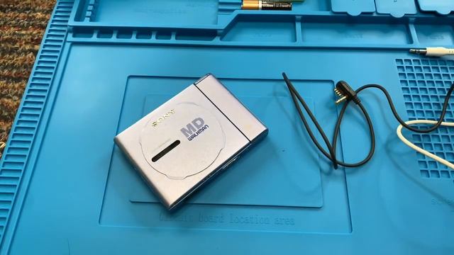 First Look At My Sony Mini Disc Player MZ-E25 смотреть онлайн