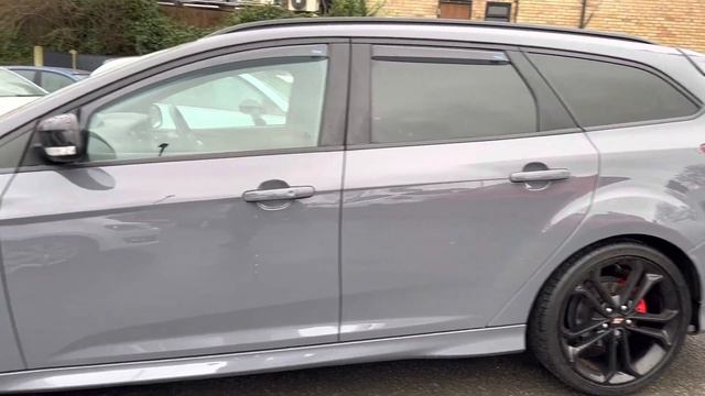Ford Focus ST Estate Stealth Grey