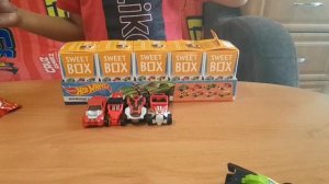 Распаковка машинок hot wheels sweet box