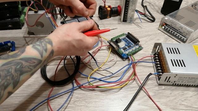 Подробное подключение платы Mach 3 секрет HY JKM5 смотреть онлайн