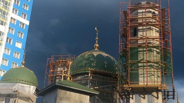 Строительство Краевой Соборной мечети г.Перми (Бульвар Гагарина 74а) Установили полумесяц ? 3.