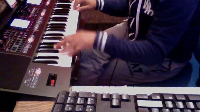 Roland E A7 RAY смотреть онлайн