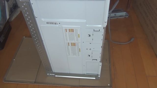 GE Over the Range Microwave Unboxing and Installation смотреть онлайн